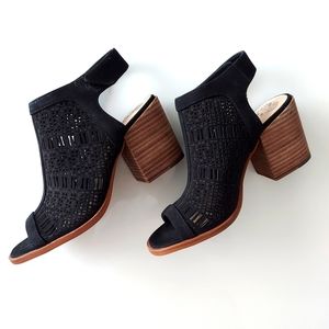 NWOT Vince Camuto Open Toe Black Booties, Wedge Ankle Boots, Heeled Boots, Suede